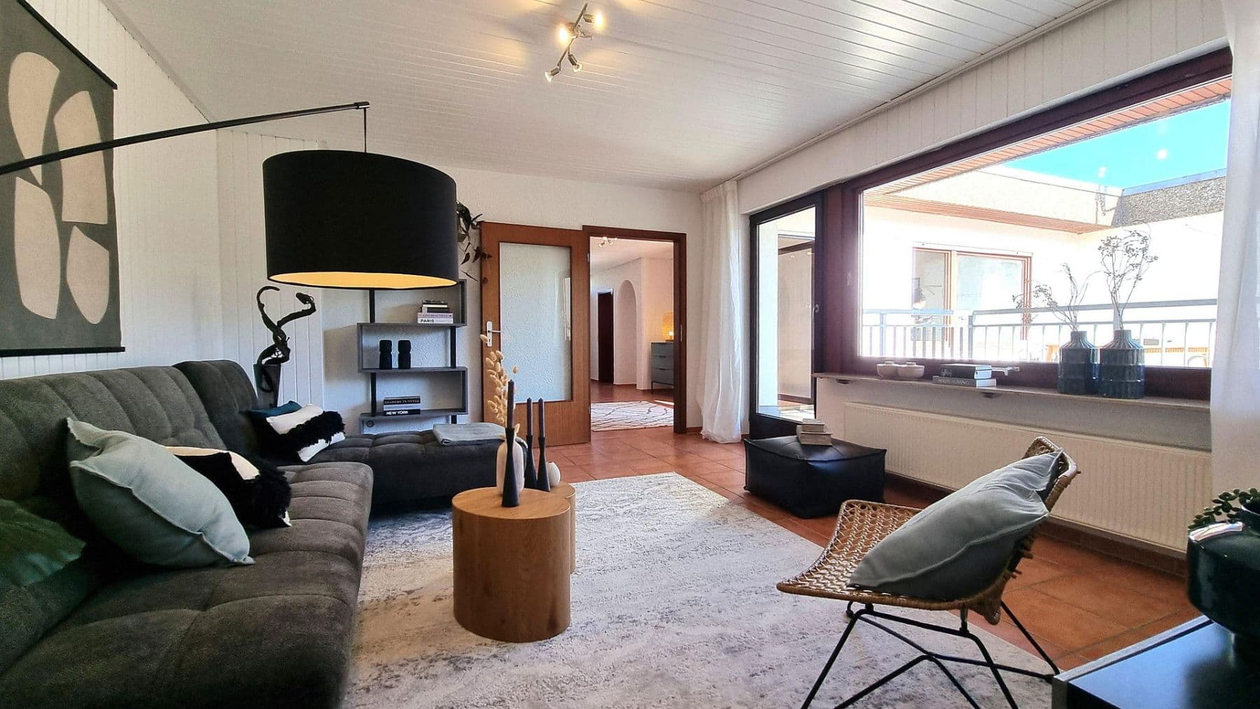 Prodej domu 207 m², pozemek 304 m², Ulmenweg 1/1, Mühlacker, Bádensko-Württembersko Prodej domu 207 m², pozemek 304 m², Ulmenweg 1/1, Mühlacker, Bádensko-Württembersko