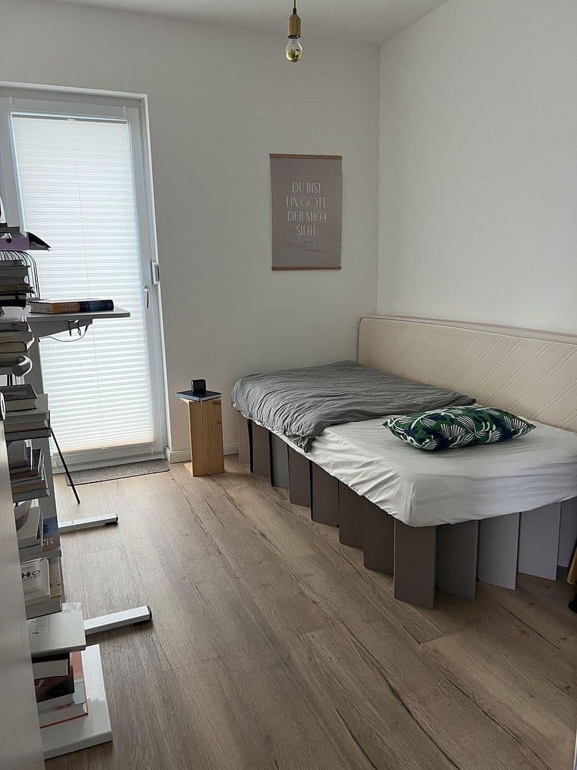 Pronájem domu 160 m², pozemek 650 m², Spandau, Berlín Pronájem domu 160 m², pozemek 650 m², Spandau, Berlín
