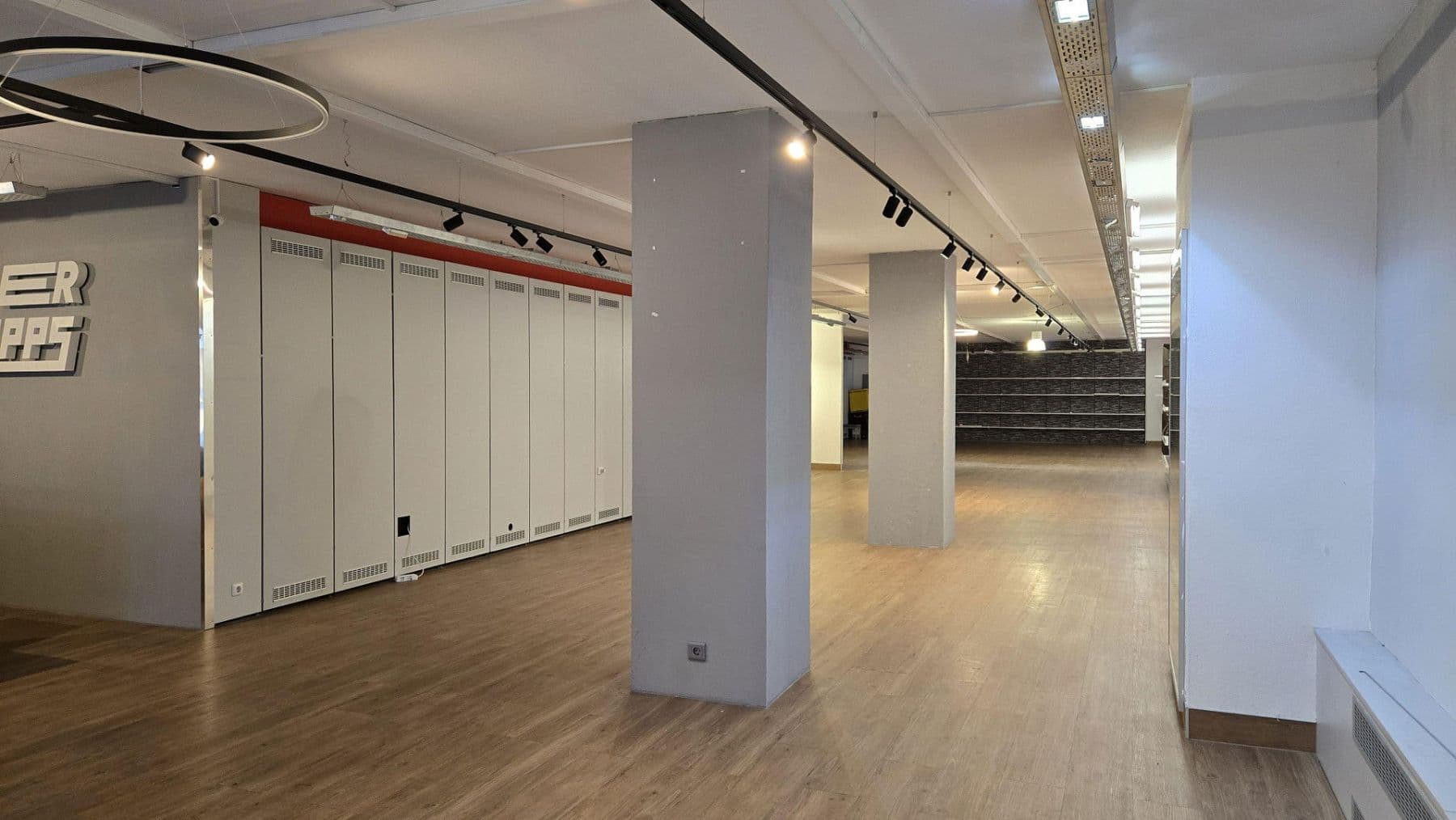 Pronájem nebytového prostoru 310 m², Scheffelstraße 5, Singen (Hohentwiel), Bádensko-Württembersko Pronájem nebytového prostoru 310 m², Scheffelstraße 5, Singen (Hohentwiel), Bádensko-Württembersko
