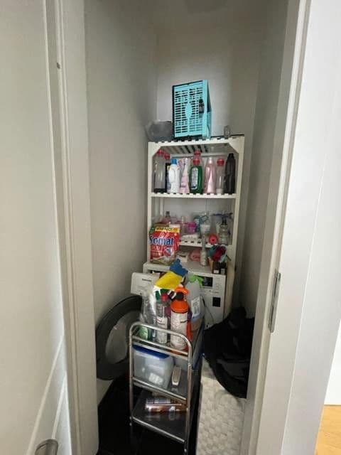 Prodej bytu 3+1 120 m², Berlin, Berlín Prodej bytu 3+1 120 m², Berlin, Berlín