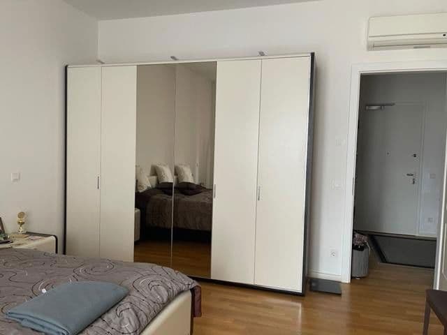 Prodej bytu 3+1 120 m², Berlin, Berlín Prodej bytu 3+1 120 m², Berlin, Berlín