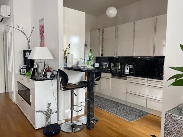 Prodej bytu 3+1 120 m², Berlin, Berlín Prodej bytu 3+1 120 m², Berlin, Berlín