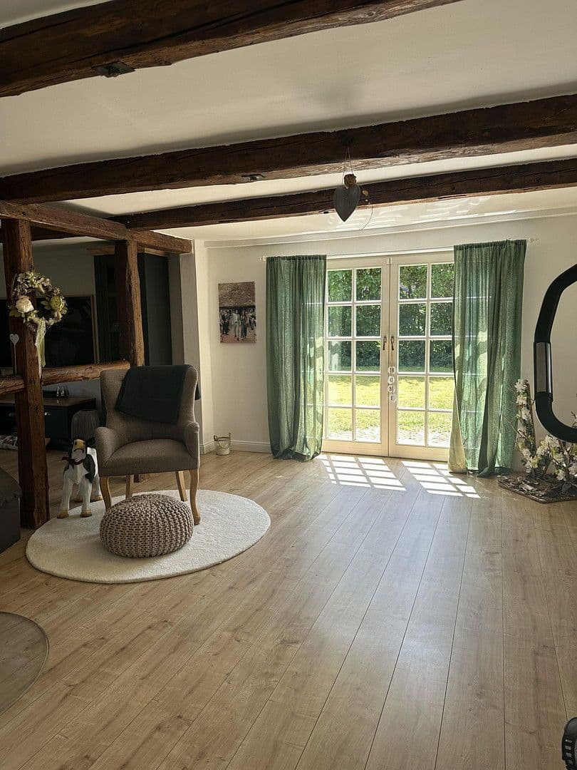 Prodej domu 170 m², pozemek 943 m², Salzhausen, Dolní Sasko Prodej domu 170 m², pozemek 943 m², Salzhausen, Dolní Sasko