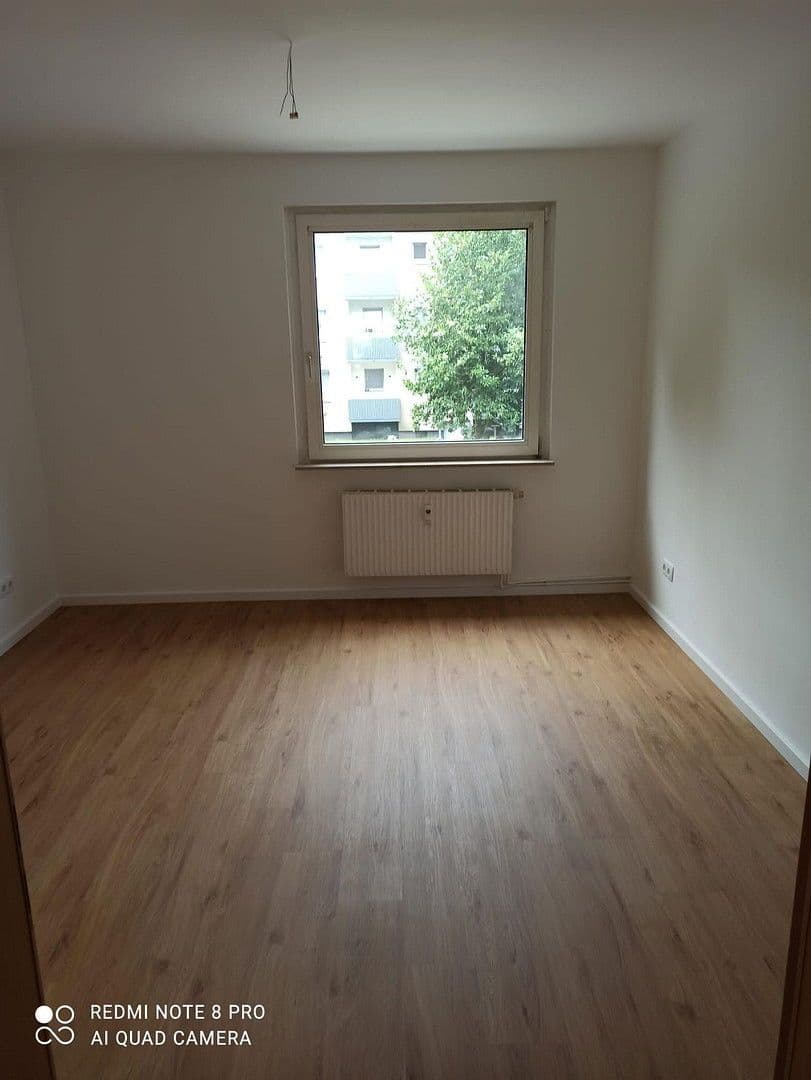 Pronájem bytu 3+1 62 m², Arenbergstr. 90, Oberhausen, Severní Porýní-Vestfálsko Pronájem bytu 3+1 62 m², Arenbergstr. 90, Oberhausen, Severní Porýní-Vestfálsko