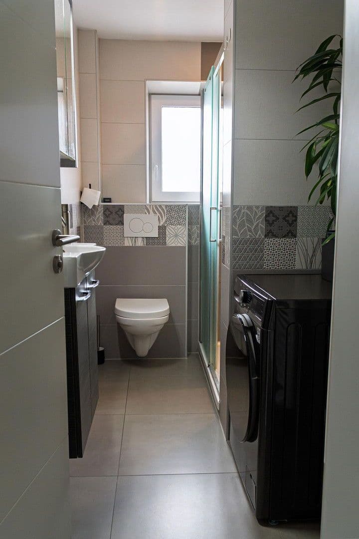 Prodej bytu 3+1 57 m², Donauwörtherstr. 91, Augsburg, Bavorsko Prodej bytu 3+1 57 m², Donauwörtherstr. 91, Augsburg, Bavorsko