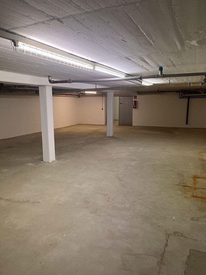 Pronájem nebytového prostoru 270 m², Steinweg 17/19, Gehrden, Dolní Sasko Pronájem nebytového prostoru 270 m², Steinweg 17/19, Gehrden, Dolní Sasko