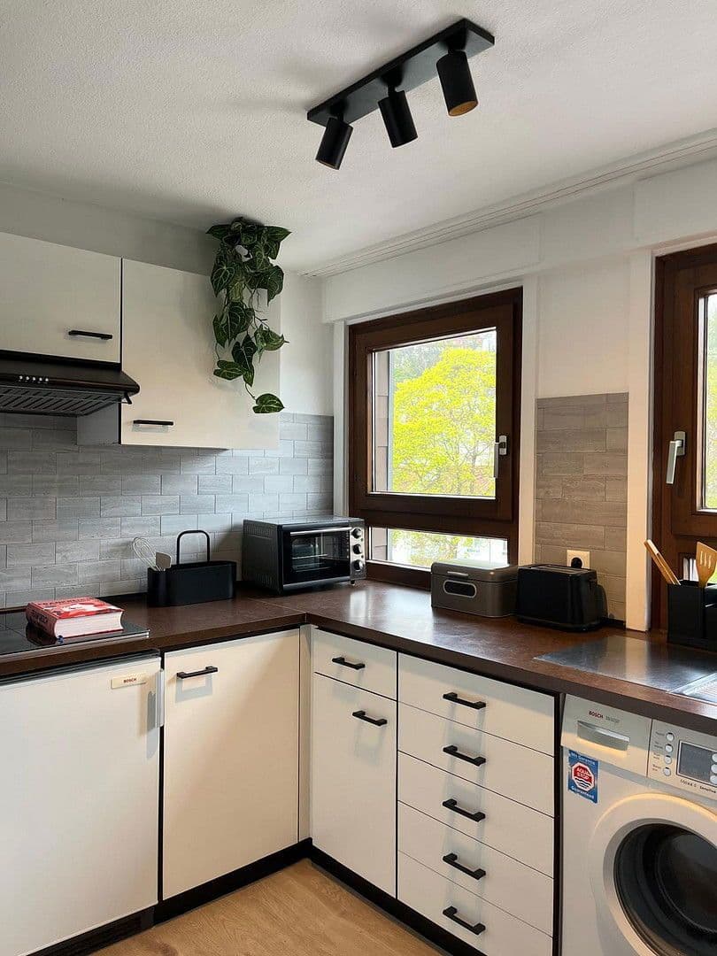 Pronájem bytu 2+1 39 m², Tübingen, Bádensko-Württembersko Pronájem bytu 2+1 39 m², Tübingen, Bádensko-Württembersko