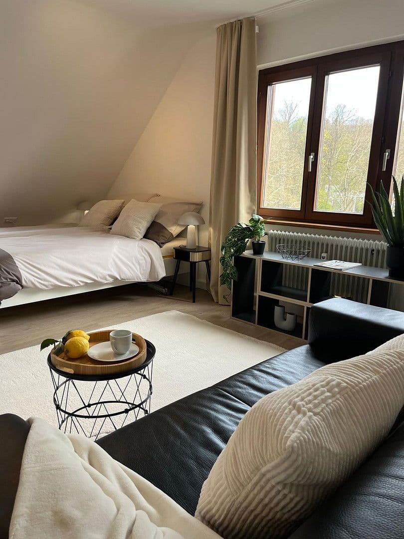 Pronájem bytu 2+1 39 m², Tübingen, Bádensko-Württembersko Pronájem bytu 2+1 39 m², Tübingen, Bádensko-Württembersko