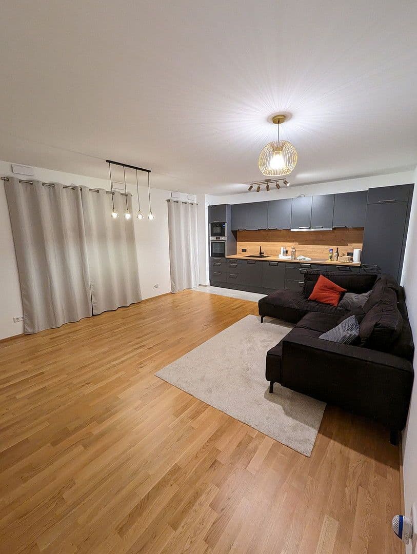 Pronájem bytu 2+1 74 m², Gotenweg 4, Braunschweig, Dolní Sasko Pronájem bytu 2+1 74 m², Gotenweg 4, Braunschweig, Dolní Sasko