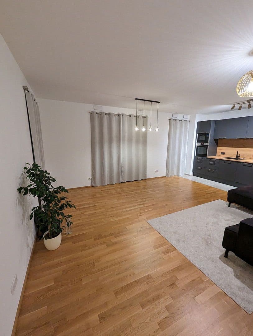 Pronájem bytu 2+1 74 m², Gotenweg 4, Braunschweig, Dolní Sasko Pronájem bytu 2+1 74 m², Gotenweg 4, Braunschweig, Dolní Sasko