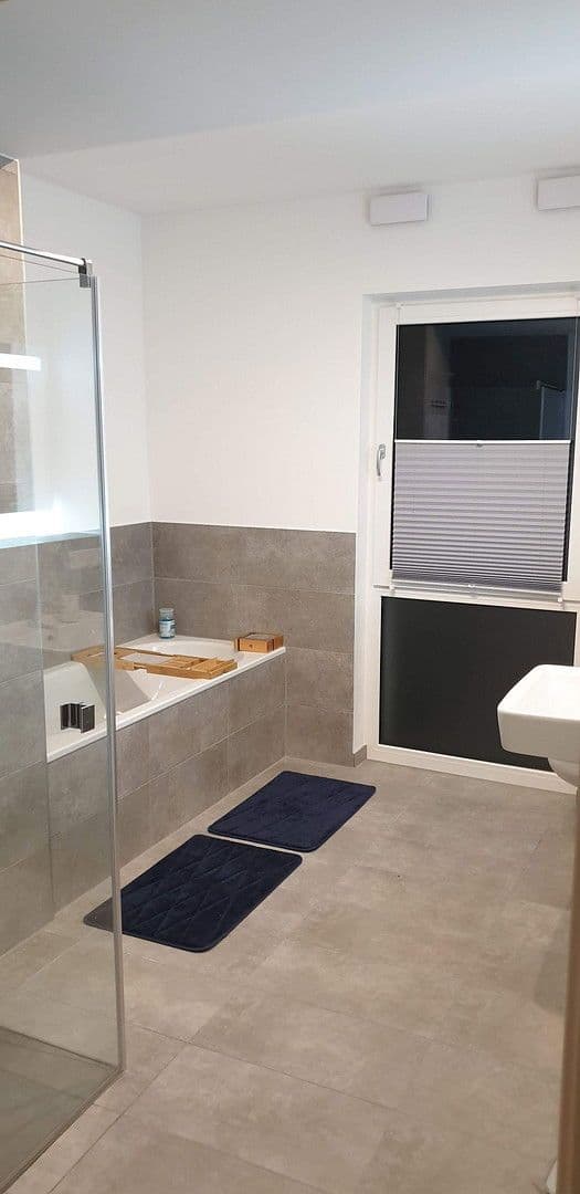 Pronájem bytu 2+1 74 m², Gotenweg 4, Braunschweig, Dolní Sasko Pronájem bytu 2+1 74 m², Gotenweg 4, Braunschweig, Dolní Sasko