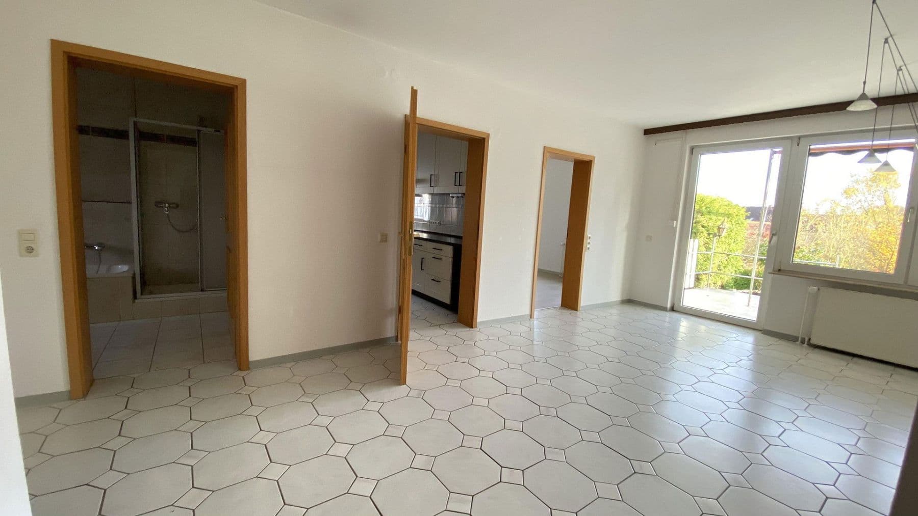 Prodej domu 191 m², pozemek 836 m², Alterathsfeld 7, Lamspringe, Dolní Sasko Prodej domu 191 m², pozemek 836 m², Alterathsfeld 7, Lamspringe, Dolní Sasko