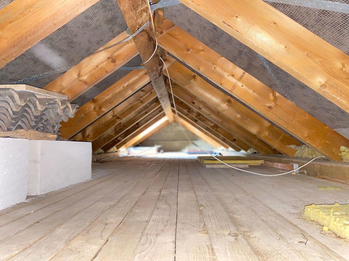 Prodej domu 191 m², pozemek 836 m², Alterathsfeld 7, Lamspringe, Dolní Sasko Prodej domu 191 m², pozemek 836 m², Alterathsfeld 7, Lamspringe, Dolní Sasko