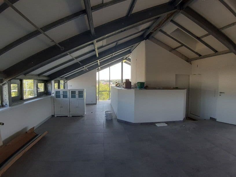 Pronájem kanceláře 100 m², Geretsried-Gelting, Bavorsko Pronájem kanceláře 100 m², Geretsried-Gelting, Bavorsko