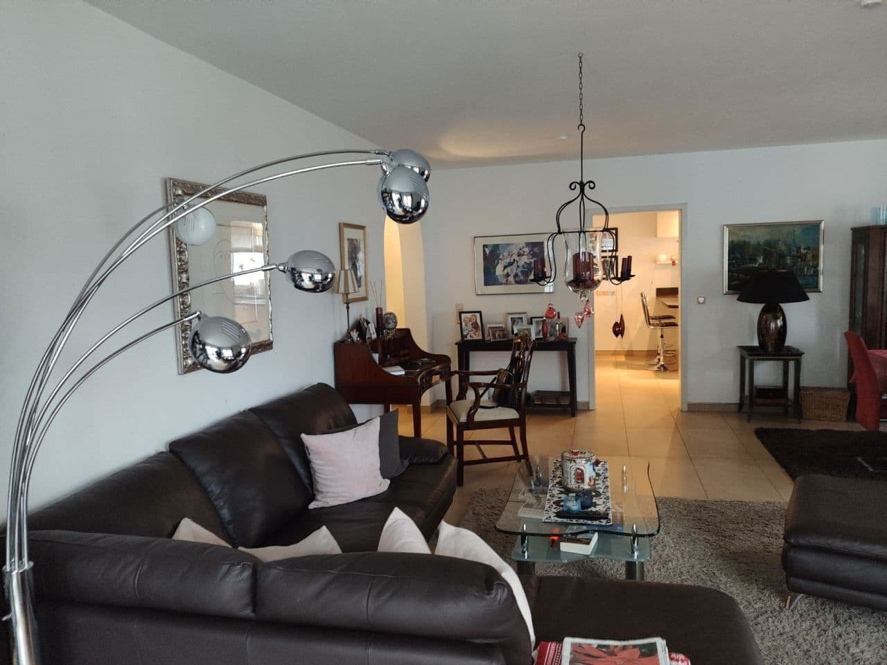 Pronájem bytu 4+kk 145 m², Tristanstraße, 14, Mannheim, Bádensko-Württembersko Pronájem bytu 4+kk 145 m², Tristanstraße, 14, Mannheim, Bádensko-Württembersko