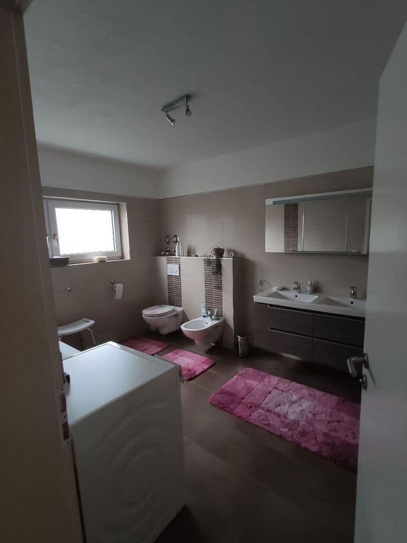 Pronájem bytu 4+kk 145 m², Tristanstraße, 14, Mannheim, Bádensko-Württembersko Pronájem bytu 4+kk 145 m², Tristanstraße, 14, Mannheim, Bádensko-Württembersko