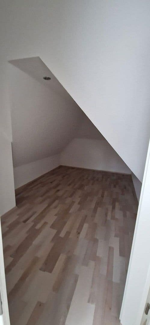 Pronájem bytu 3+1 105 m², Stresemannstrasse 17, Quedlinburg, Sasko-Anhaltsko Pronájem bytu 3+1 105 m², Stresemannstrasse 17, Quedlinburg, Sasko-Anhaltsko