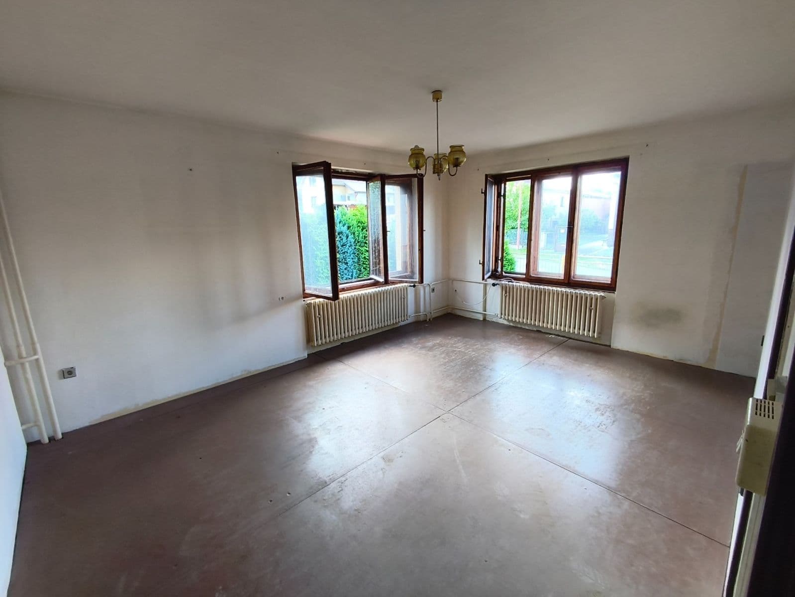 Prodej bytu 3+1 70 m², Pod Česačkou, Krušovice, Středočeský kraj Prodej bytu 3+1 70 m², Pod Česačkou, Krušovice, Středočeský kraj