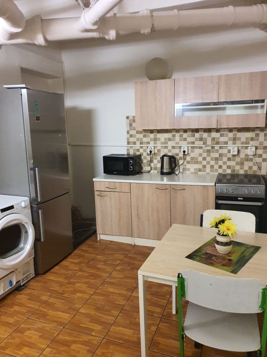 Pronájem bytu 30 m², Vrchlického, Praha, Praha Pronájem bytu 30 m², Vrchlického, Praha, Praha