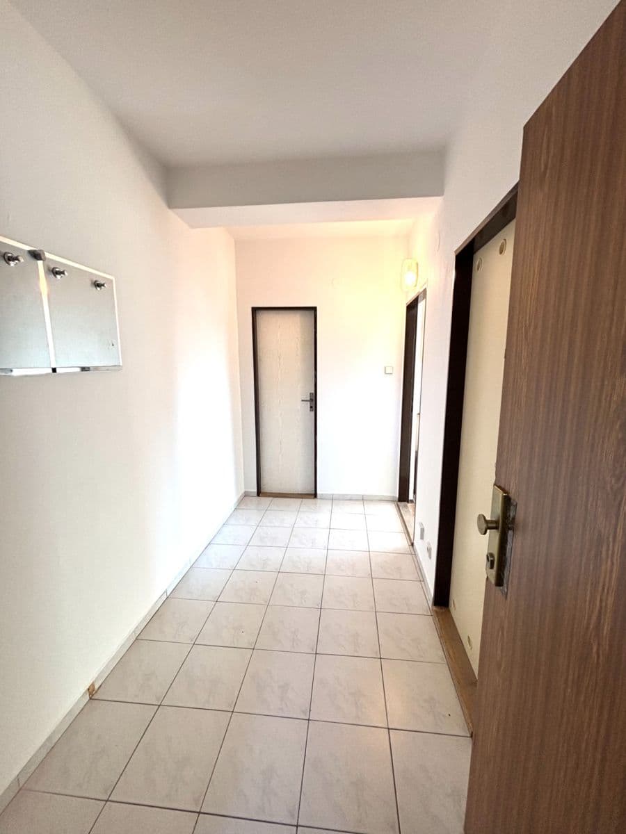 Prodej bytu 1+kk 33 m², Urbinská, Český Krumlov, Jihočeský kraj Prodej bytu 1+kk 33 m², Urbinská, Český Krumlov, Jihočeský kraj