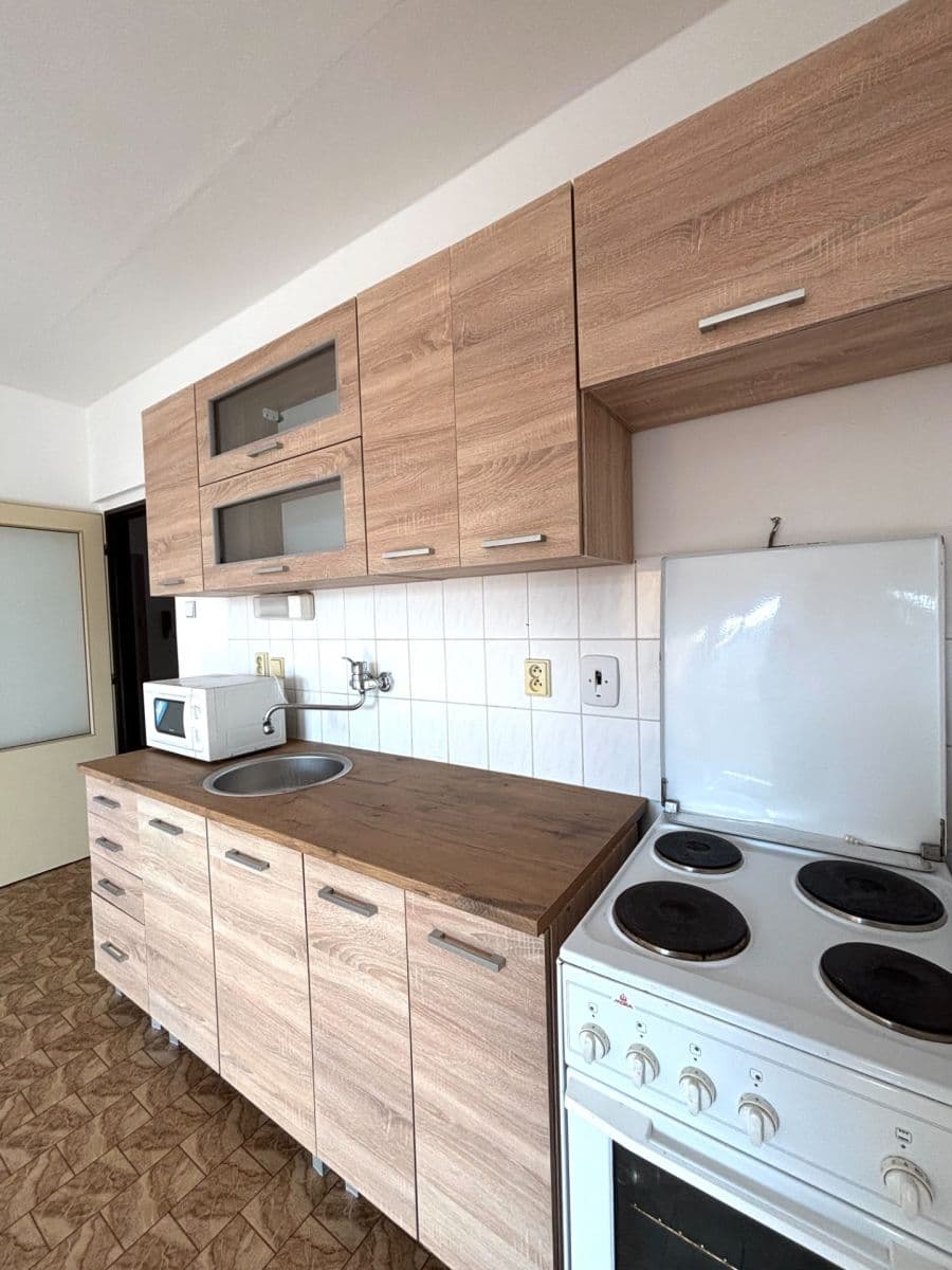 Prodej bytu 1+kk 33 m², Urbinská, Český Krumlov, Jihočeský kraj Prodej bytu 1+kk 33 m², Urbinská, Český Krumlov, Jihočeský kraj