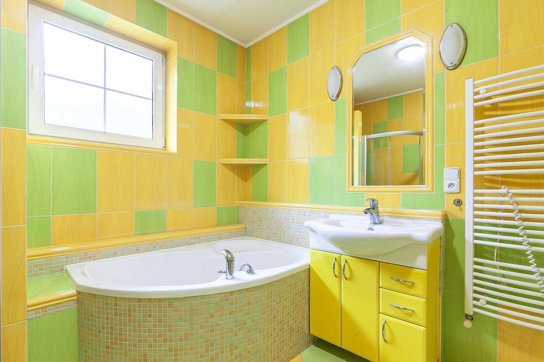 Prodej domu 113 m², pozemek 872 m², Ve Stráni, Chomutov, Ústecký kraj Prodej domu 113 m², pozemek 872 m², Ve Stráni, Chomutov, Ústecký kraj