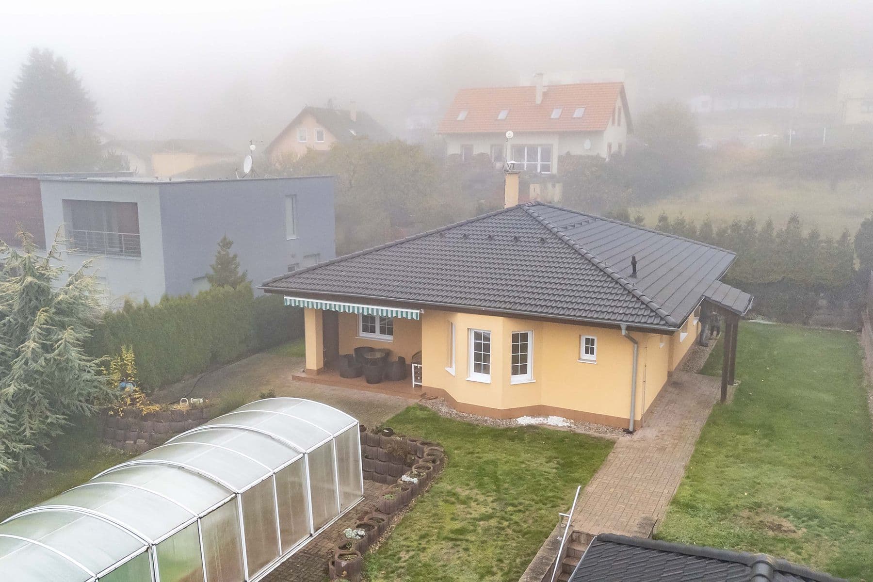 Prodej domu 113 m², pozemek 872 m², Ve Stráni, Chomutov, Ústecký kraj Prodej domu 113 m², pozemek 872 m², Ve Stráni, Chomutov, Ústecký kraj