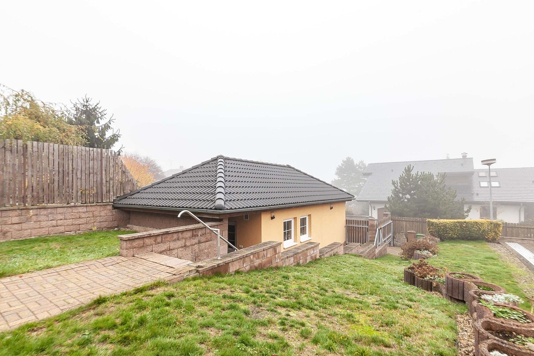 Prodej domu 113 m², pozemek 872 m², Ve Stráni, Chomutov, Ústecký kraj Prodej domu 113 m², pozemek 872 m², Ve Stráni, Chomutov, Ústecký kraj