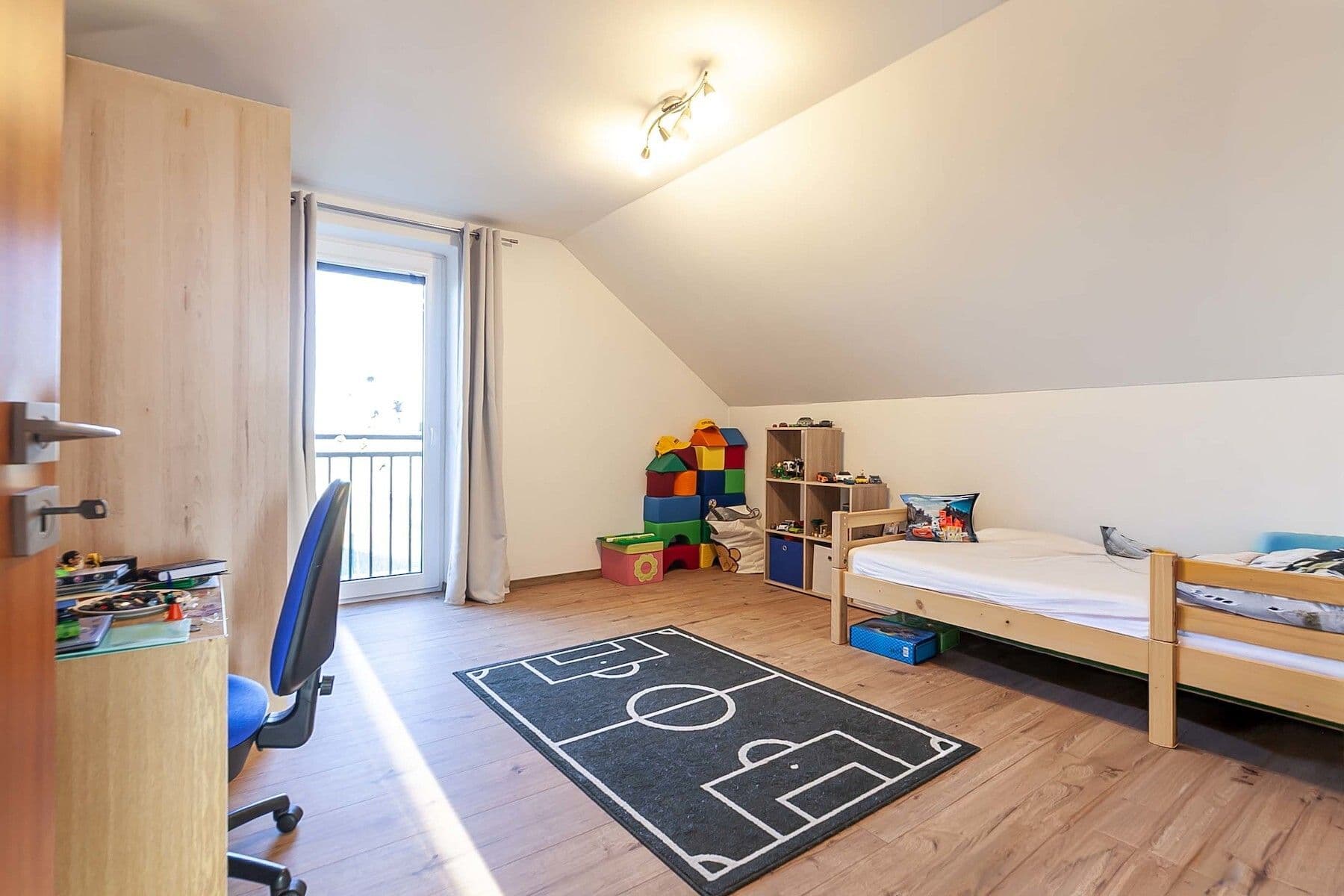 Prodej domu 688 m², pozemek 810 m², Radim, Středočeský kraj Prodej domu 688 m², pozemek 810 m², Radim, Středočeský kraj