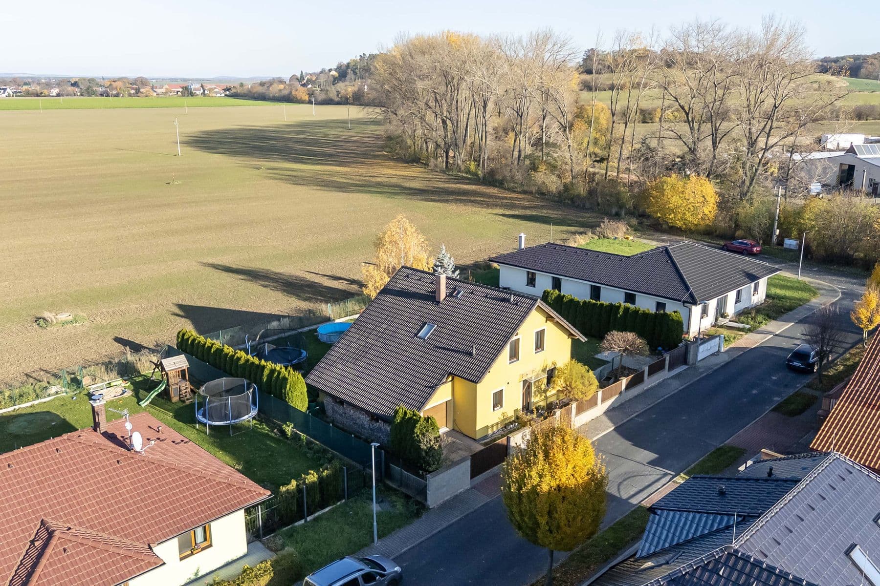 Prodej domu 688 m², pozemek 810 m², Radim, Středočeský kraj Prodej domu 688 m², pozemek 810 m², Radim, Středočeský kraj