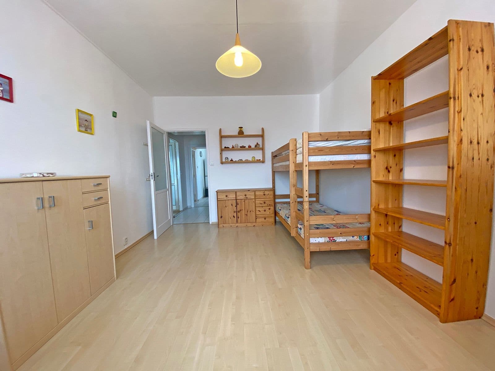 Pronájem bytu 3+1 76 m², Jasmínová, Praha, Praha Pronájem bytu 3+1 76 m², Jasmínová, Praha, Praha