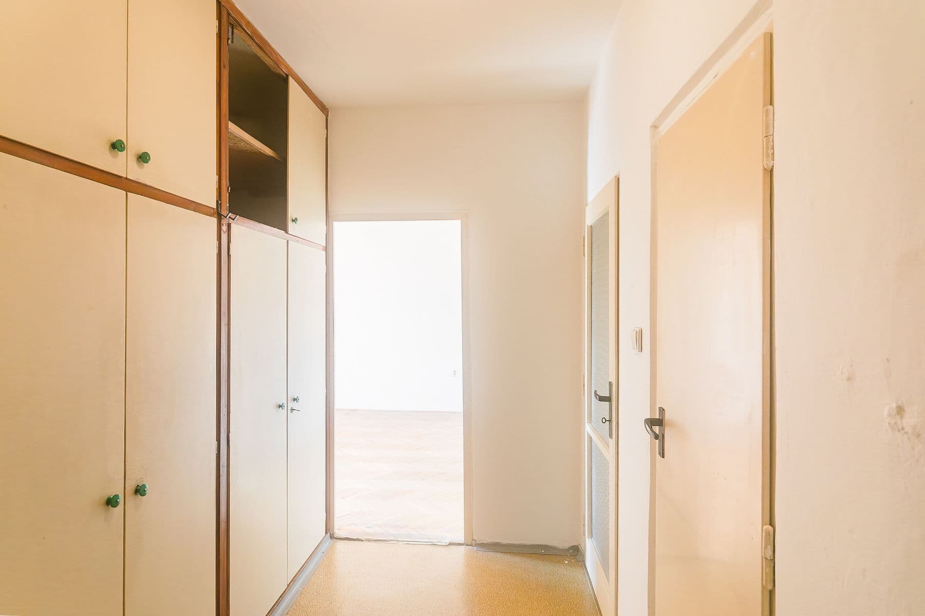 Prodej bytu 2+1 57 m², Na Petřinách, Praha, Praha Prodej bytu 2+1 57 m², Na Petřinách, Praha, Praha