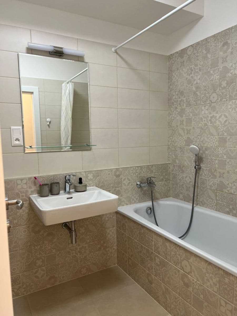 Pronájem bytu 2+1 54 m², Klincová, Ružinov, Bratislavský kraj Pronájem bytu 2+1 54 m², Klincová, Ružinov, Bratislavský kraj