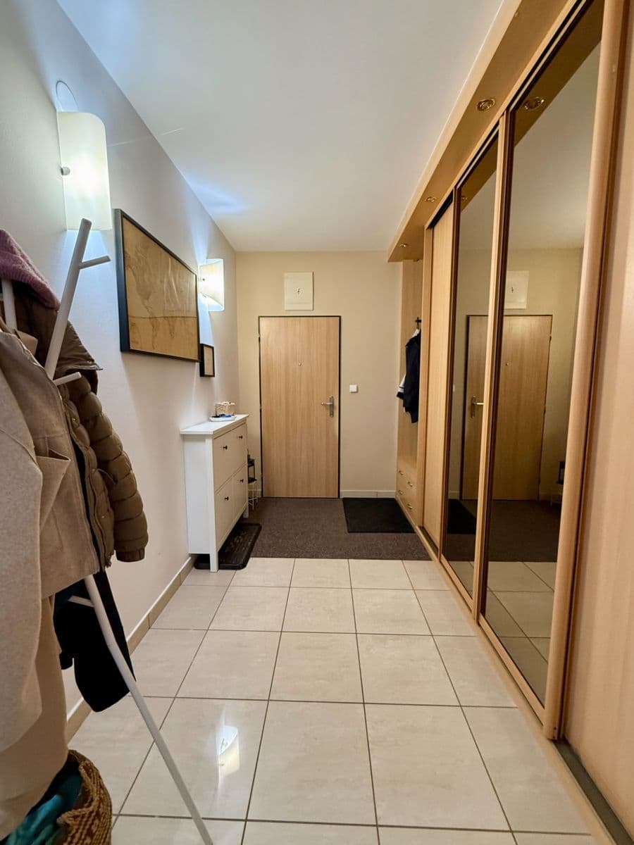 Pronájem bytu 3+kk 85 m², Vrbovecká, Brno, Jihomoravský kraj Pronájem bytu 3+kk 85 m², Vrbovecká, Brno, Jihomoravský kraj