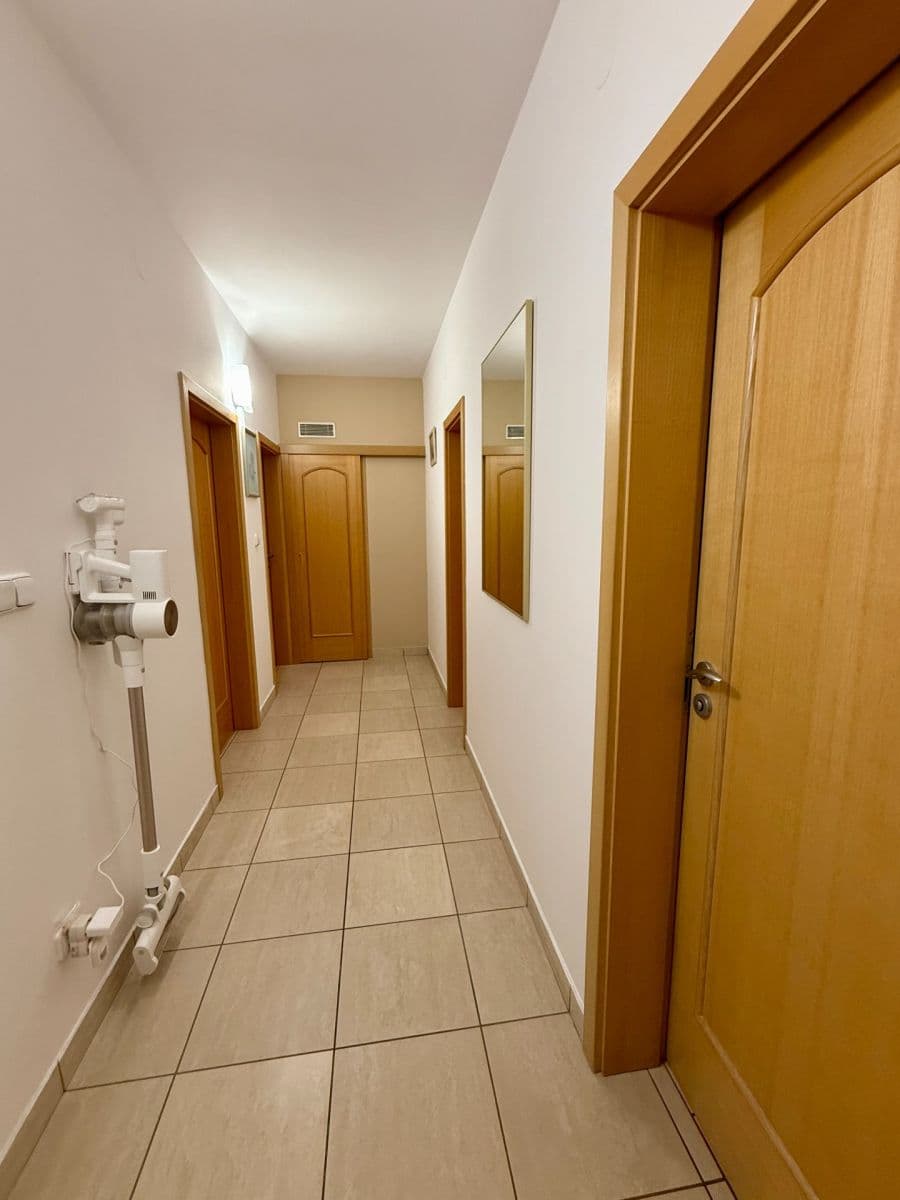 Pronájem bytu 3+kk 85 m², Vrbovecká, Brno, Jihomoravský kraj Pronájem bytu 3+kk 85 m², Vrbovecká, Brno, Jihomoravský kraj