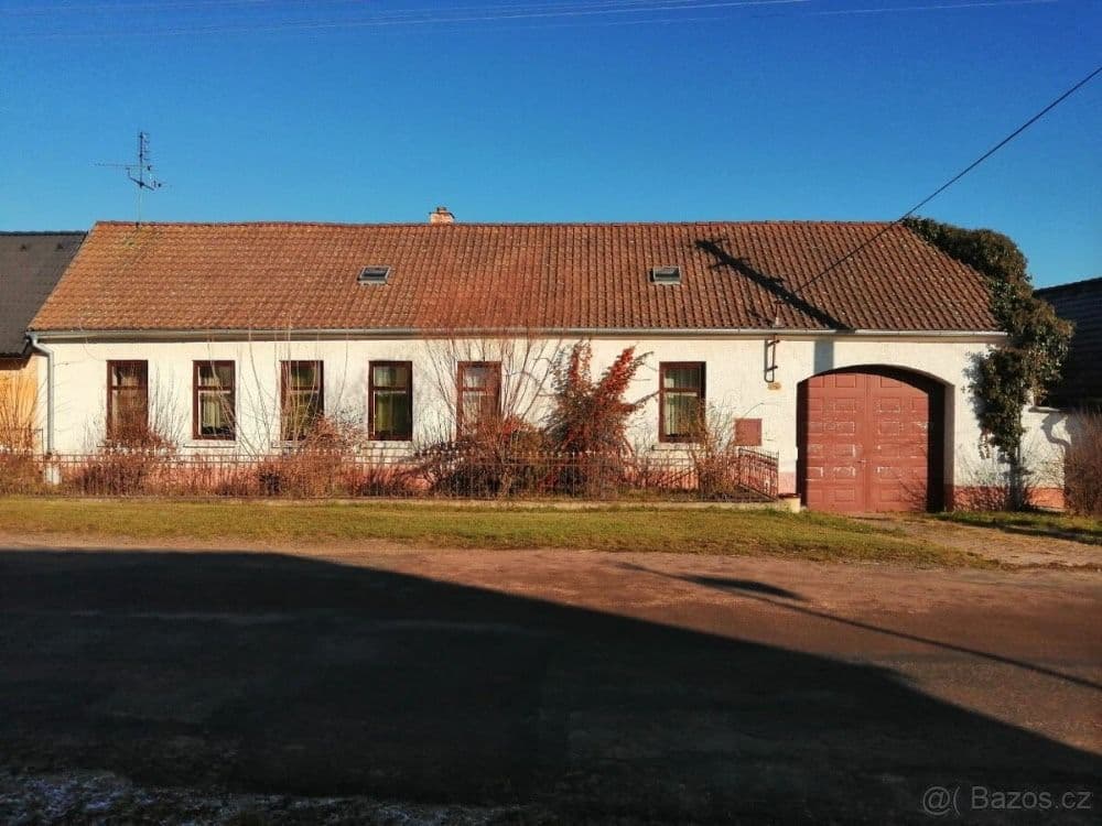 Prodej domu 120 m², pozemek 879 m², Černín, Jihomoravský kraj Prodej domu 120 m², pozemek 879 m², Černín, Jihomoravský kraj