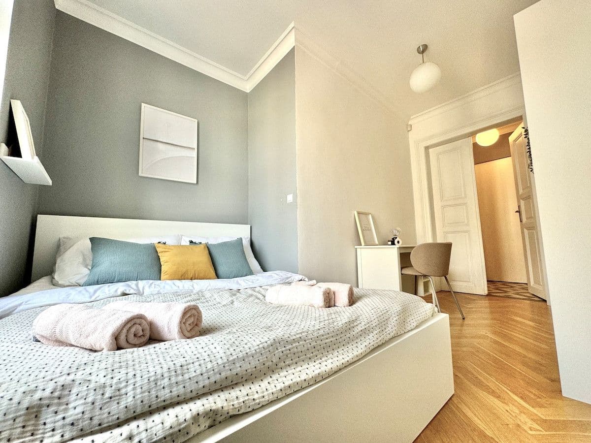 Pronájem bytu 80 m², Kroftova, Praha, Praha Pronájem bytu 80 m², Kroftova, Praha, Praha