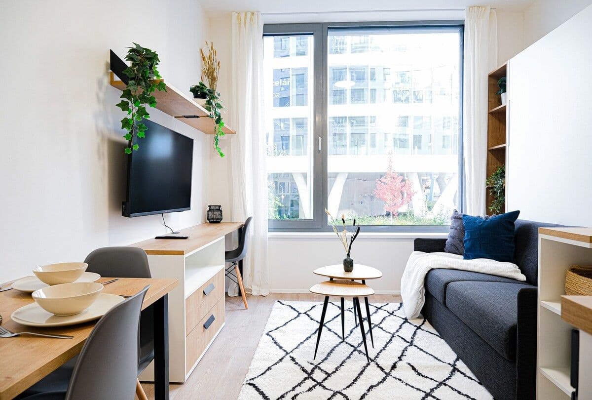 Pronájem bytu 20 m², Plzeňská, Praha, Praha Pronájem bytu 20 m², Plzeňská, Praha, Praha