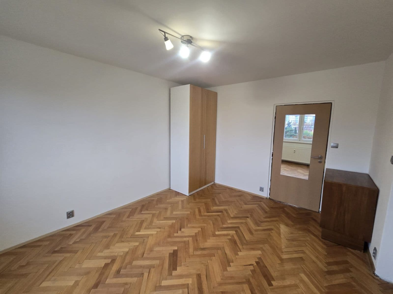 Pronájem bytu 2+1 57 m², Jasmínová, Praha, Praha Pronájem bytu 2+1 57 m², Jasmínová, Praha, Praha