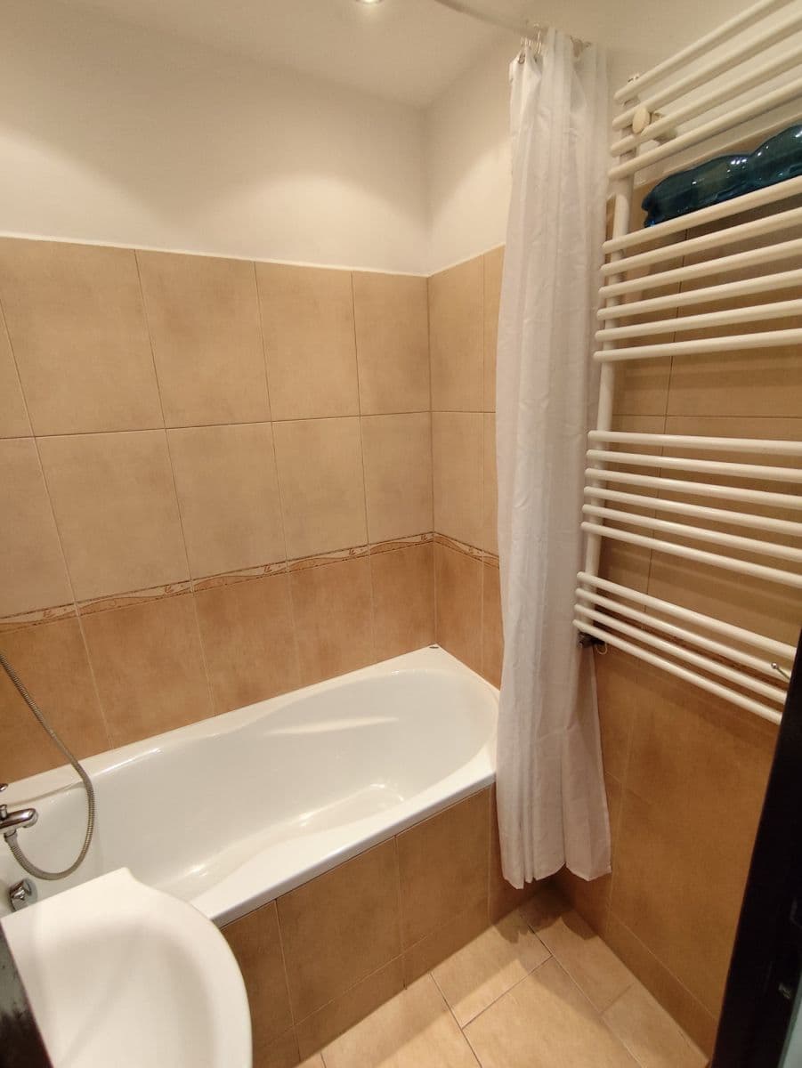 Pronájem bytu 2+1 57 m², Jasmínová, Praha, Praha Pronájem bytu 2+1 57 m², Jasmínová, Praha, Praha