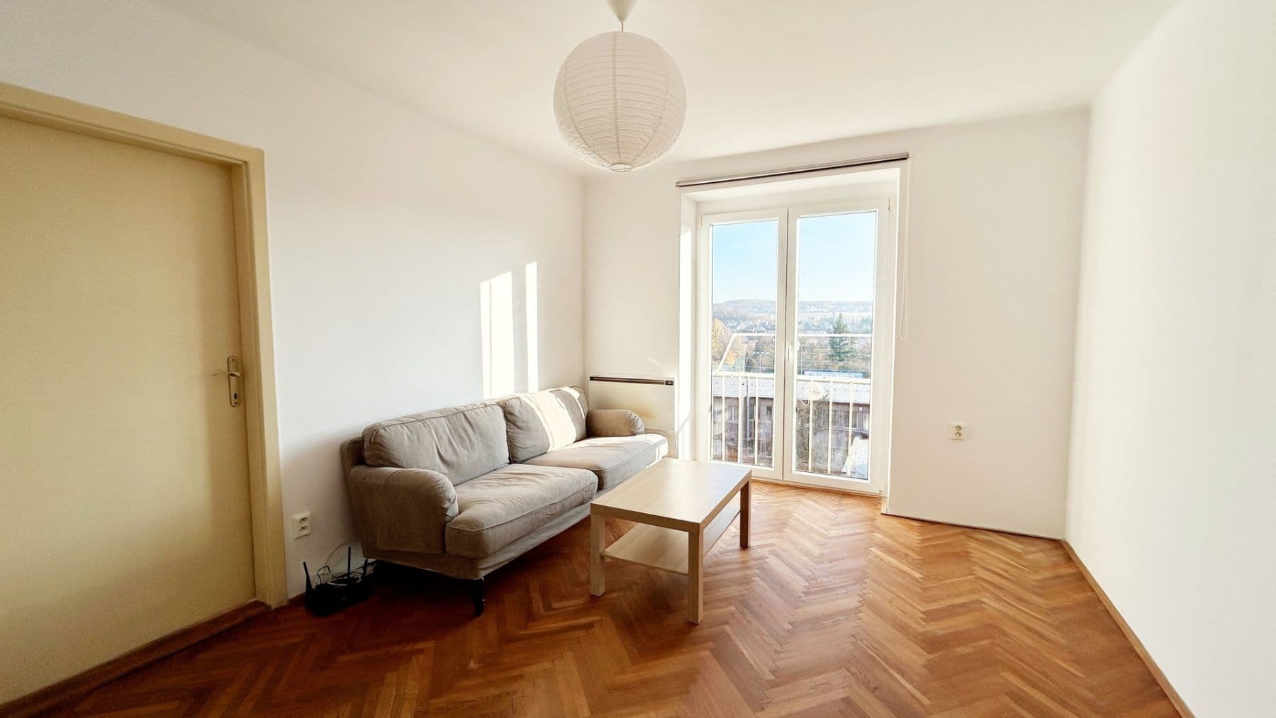 Pronájem bytu 2+1 53 m², Lhotecká, Mníšek pod Brdy, Středočeský kraj Pronájem bytu 2+1 53 m², Lhotecká, Mníšek pod Brdy, Středočeský kraj