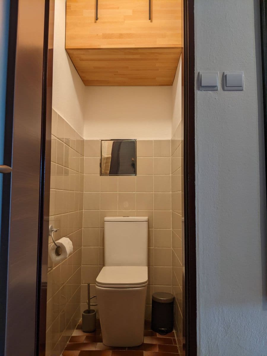 Pronájem bytu 2+kk 47 m², Nad Palatou, Praha, Praha Pronájem bytu 2+kk 47 m², Nad Palatou, Praha, Praha