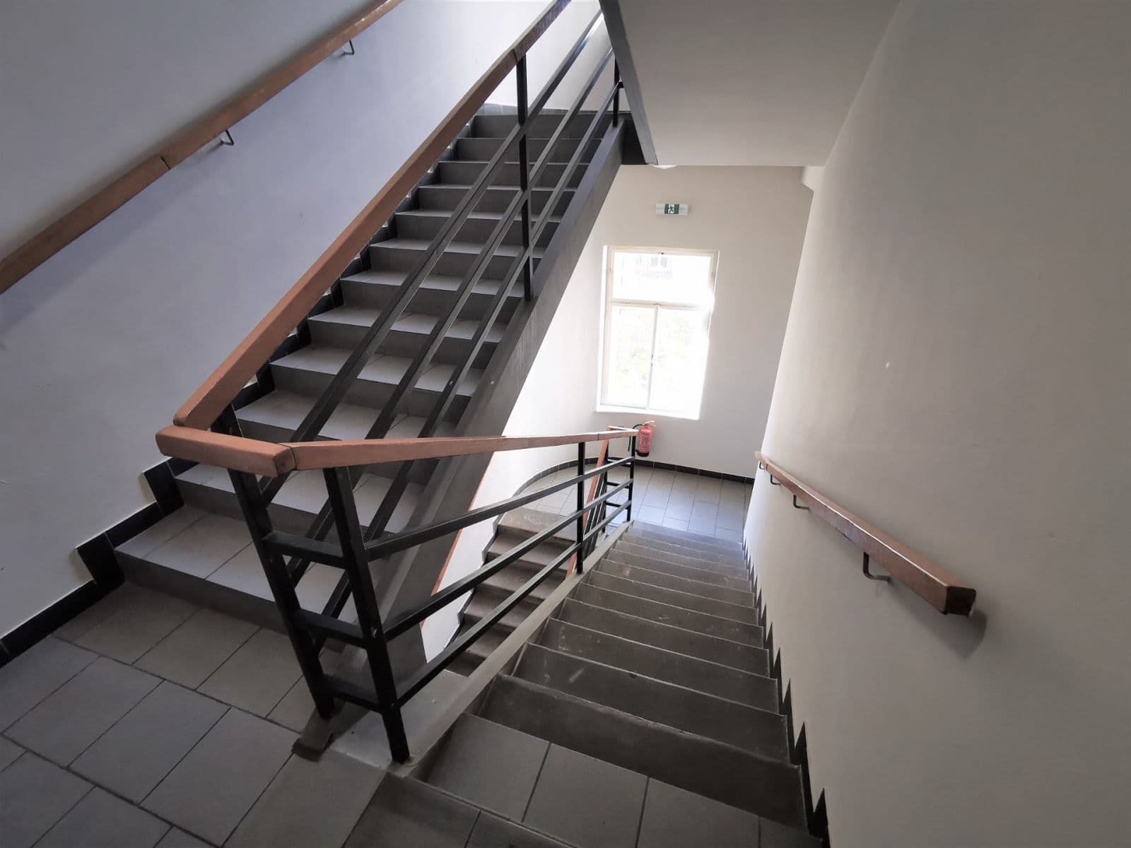 Pronájem kanceláře 29 m², Lublaňská, Praha, Praha Pronájem kanceláře 29 m², Lublaňská, Praha, Praha