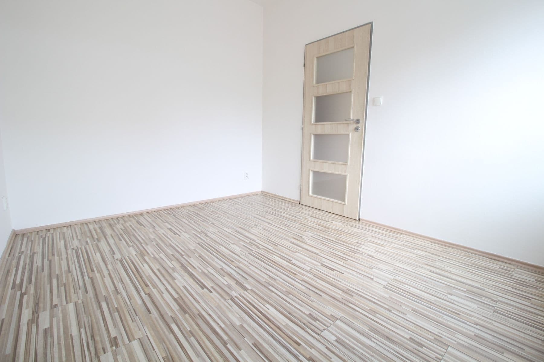 Pronájem bytu 2+kk 36 m², Českobrodská, Praha, Praha Pronájem bytu 2+kk 36 m², Českobrodská, Praha, Praha