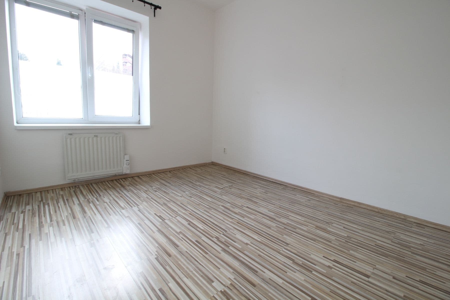 Pronájem bytu 2+kk 36 m², Českobrodská, Praha, Praha Pronájem bytu 2+kk 36 m², Českobrodská, Praha, Praha