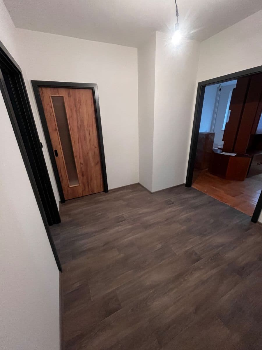 Pronájem bytu 3+1 74 m², Moravská, Prostějov, Olomoucký kraj Pronájem bytu 3+1 74 m², Moravská, Prostějov, Olomoucký kraj