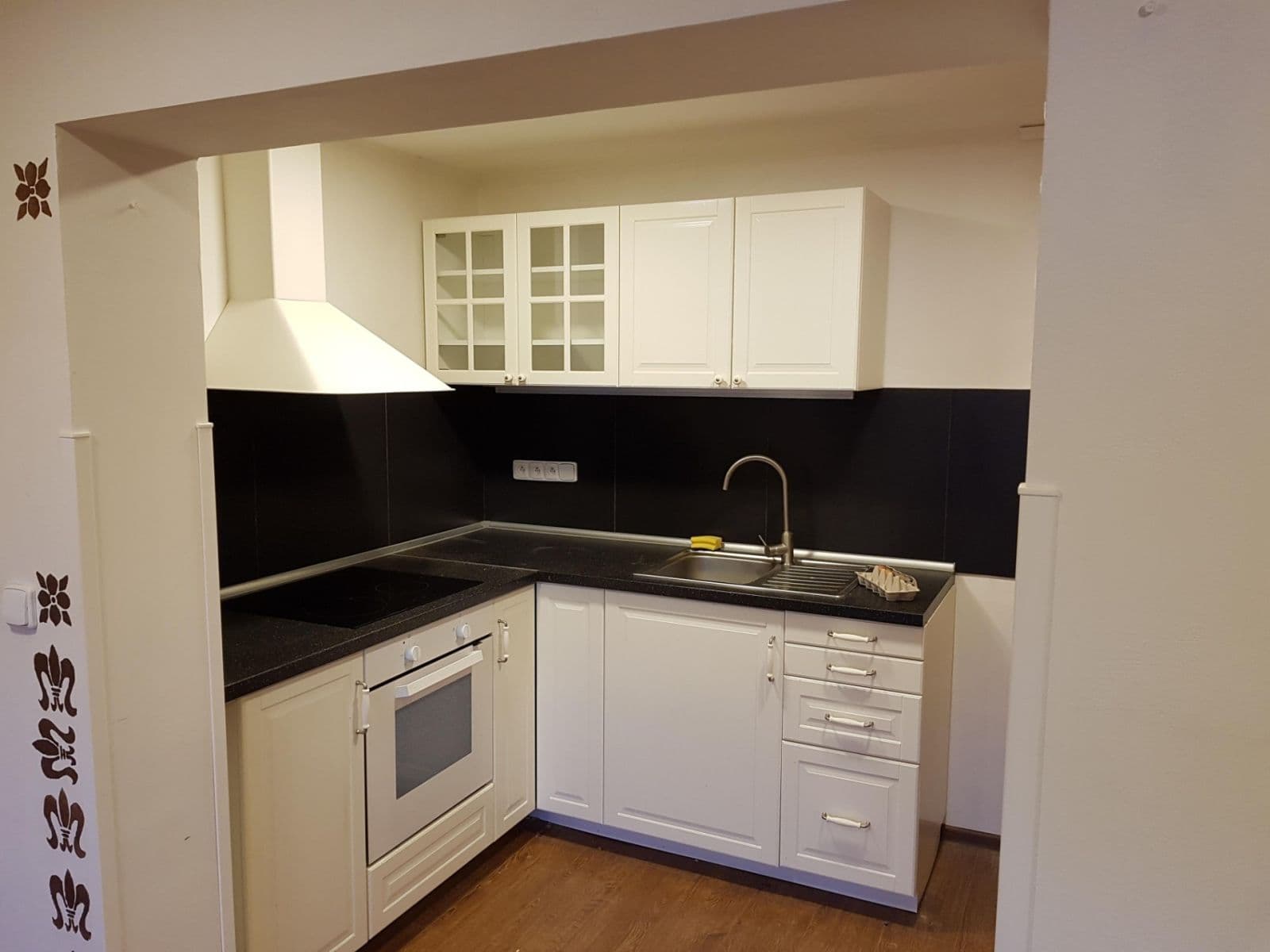 Pronájem bytu 2+kk 50 m², Boční, Horoměřice, Středočeský kraj Pronájem bytu 2+kk 50 m², Boční, Horoměřice, Středočeský kraj