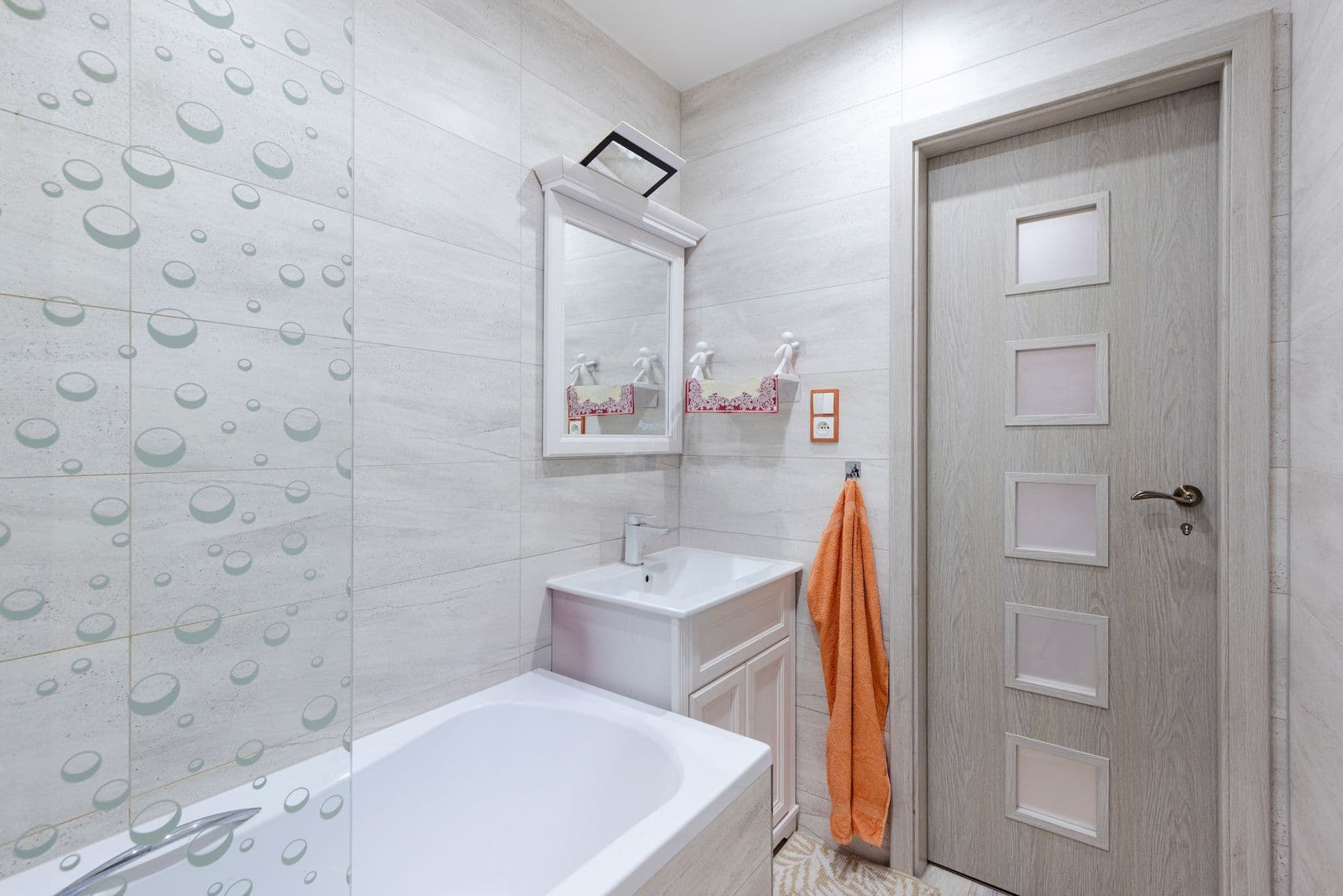 Prodej bytu 3+1 68 m², Strážnická, Plzeň, Plzeňský kraj Prodej bytu 3+1 68 m², Strážnická, Plzeň, Plzeňský kraj