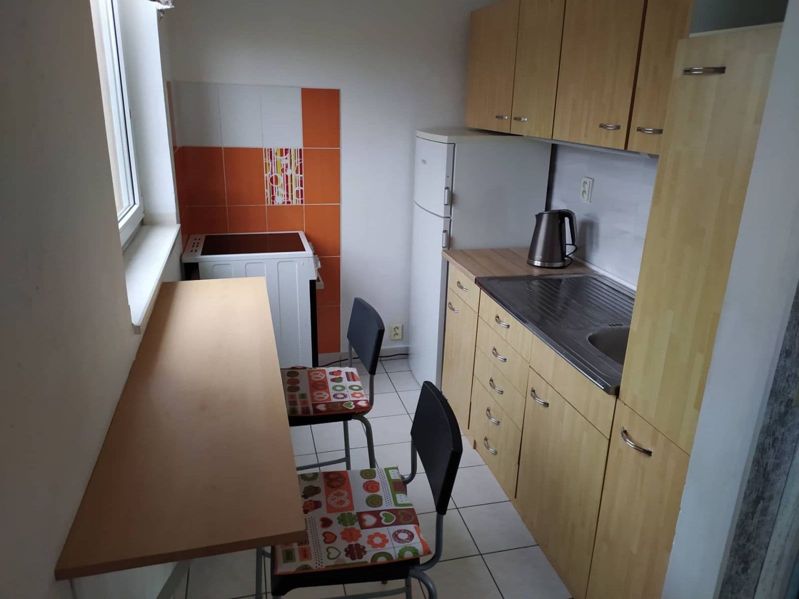 Pronájem bytu 1+kk 30 m², Bednářova, Brno, Jihomoravský kraj Pronájem bytu 1+kk 30 m², Bednářova, Brno, Jihomoravský kraj