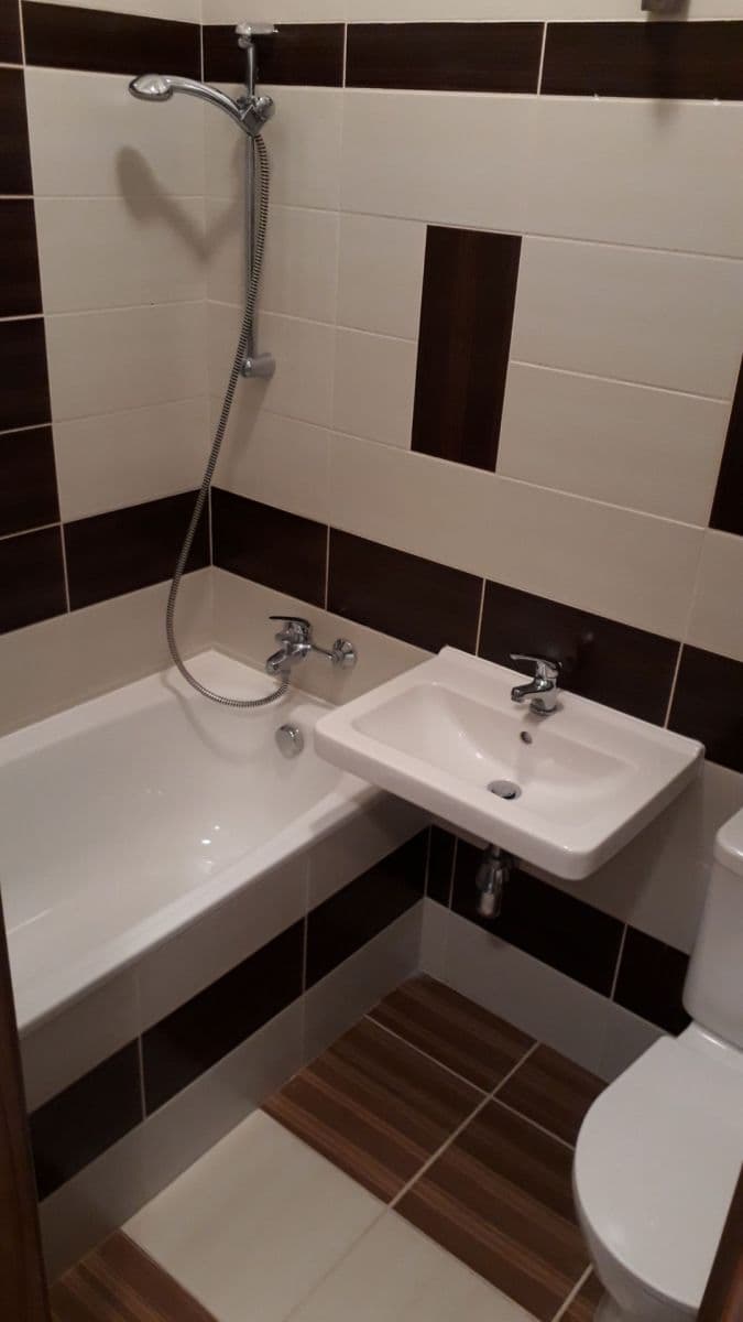 Pronájem bytu 1+kk 28 m², Čestmírova, Praha, Praha Pronájem bytu 1+kk 28 m², Čestmírova, Praha, Praha